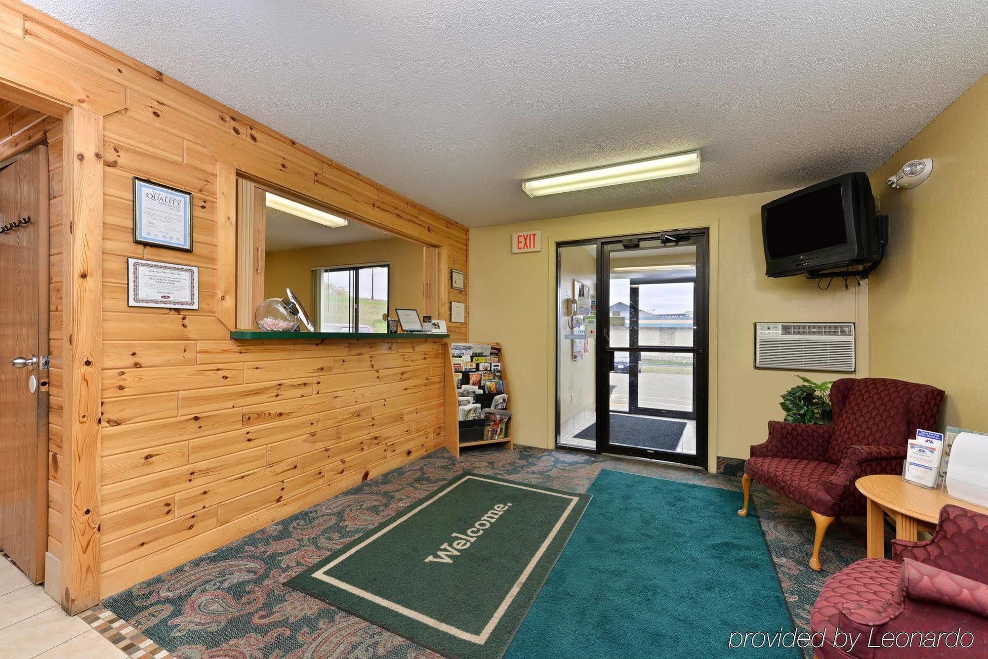 Americas Best Value Inn & Suites Detroit Lakes Exterior foto