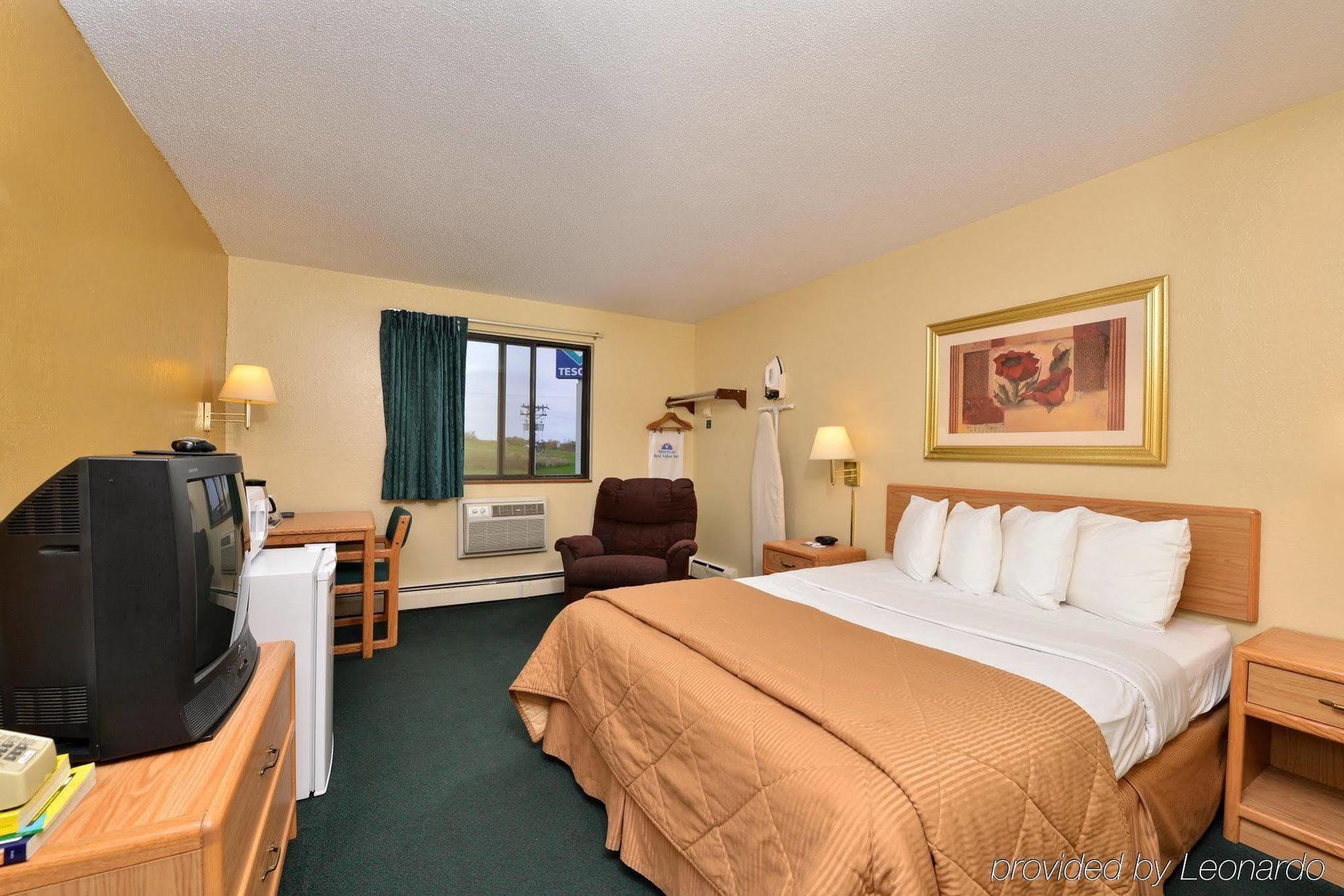 Americas Best Value Inn & Suites Detroit Lakes Exterior foto